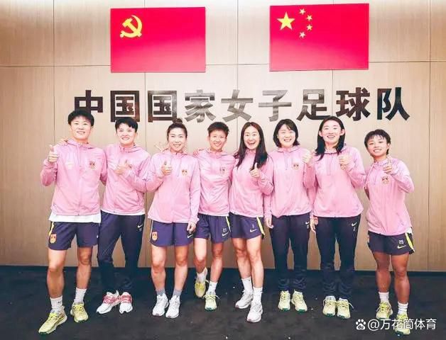 白丝校花扒腿让我c
